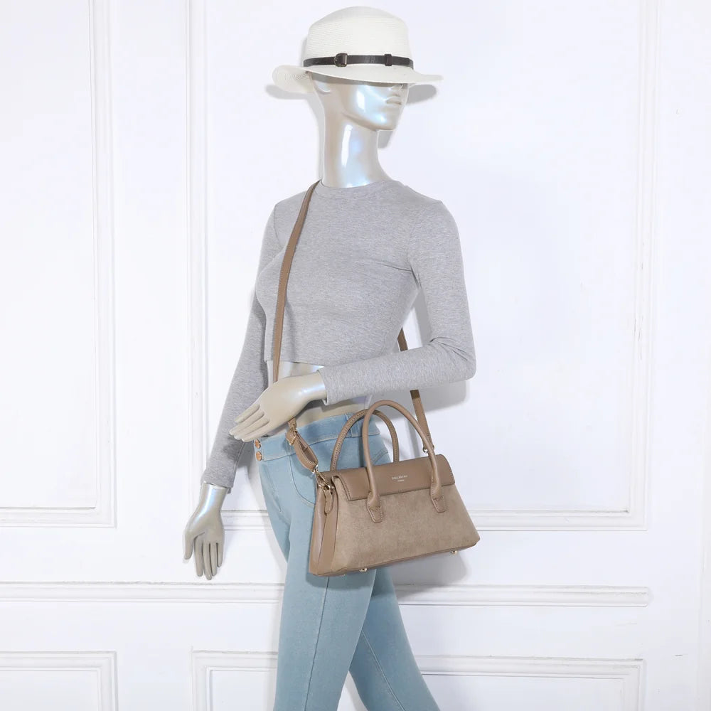 Sac à main femme Le Ségur taupe foncé porté à la main ou en bandoulière, format compact et élégant – réf. A-9189