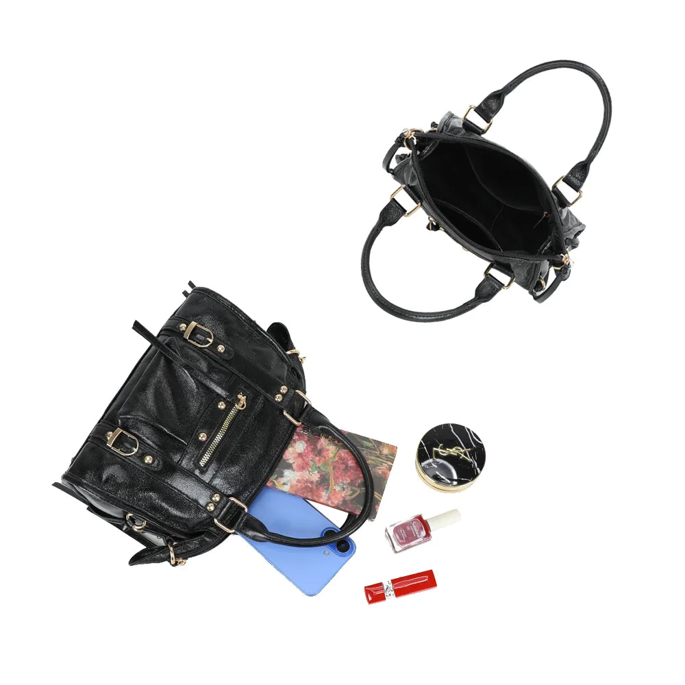 Intérieur zippé du Skyla Brillant noir : smartphone, carnet et petits essentiels beauté – réf. Z-1979-A
