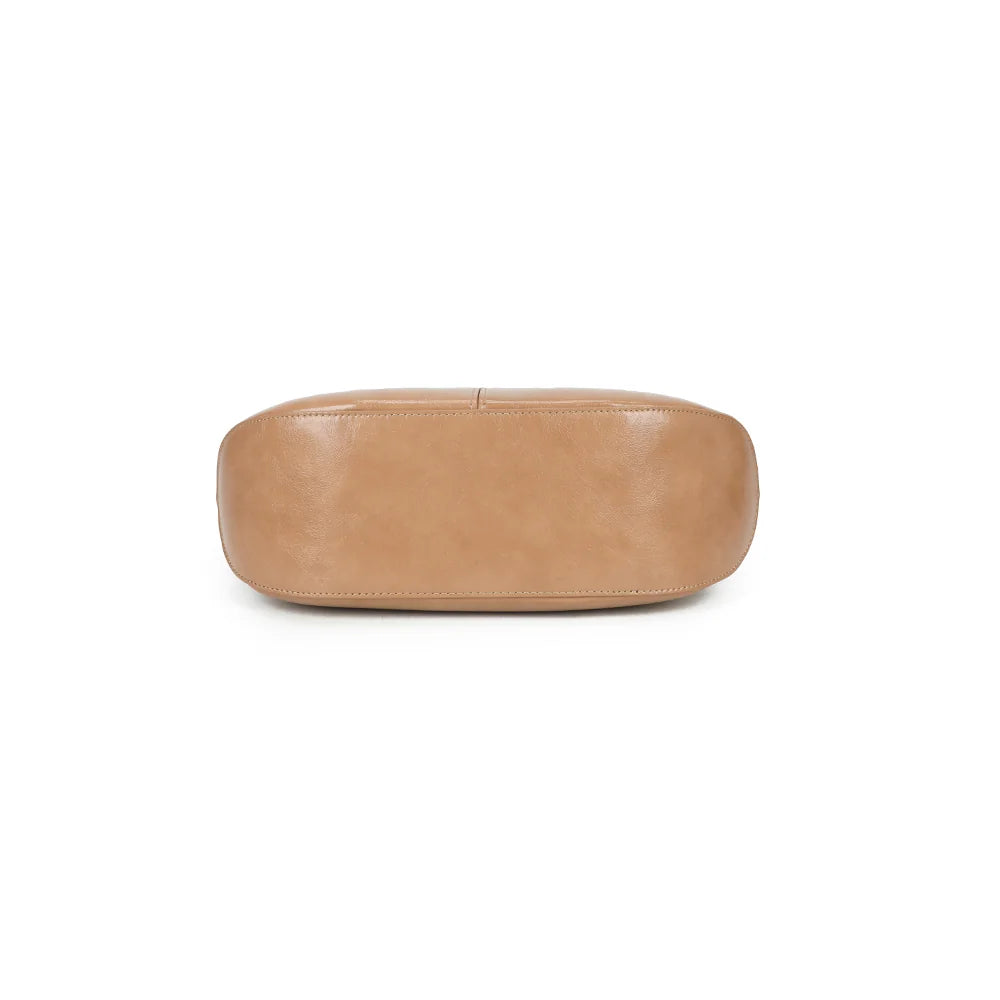 Dessous du Le Vellino taupe, vue de la base arrondie du sac en synthétique lisse – réf. LS-76001