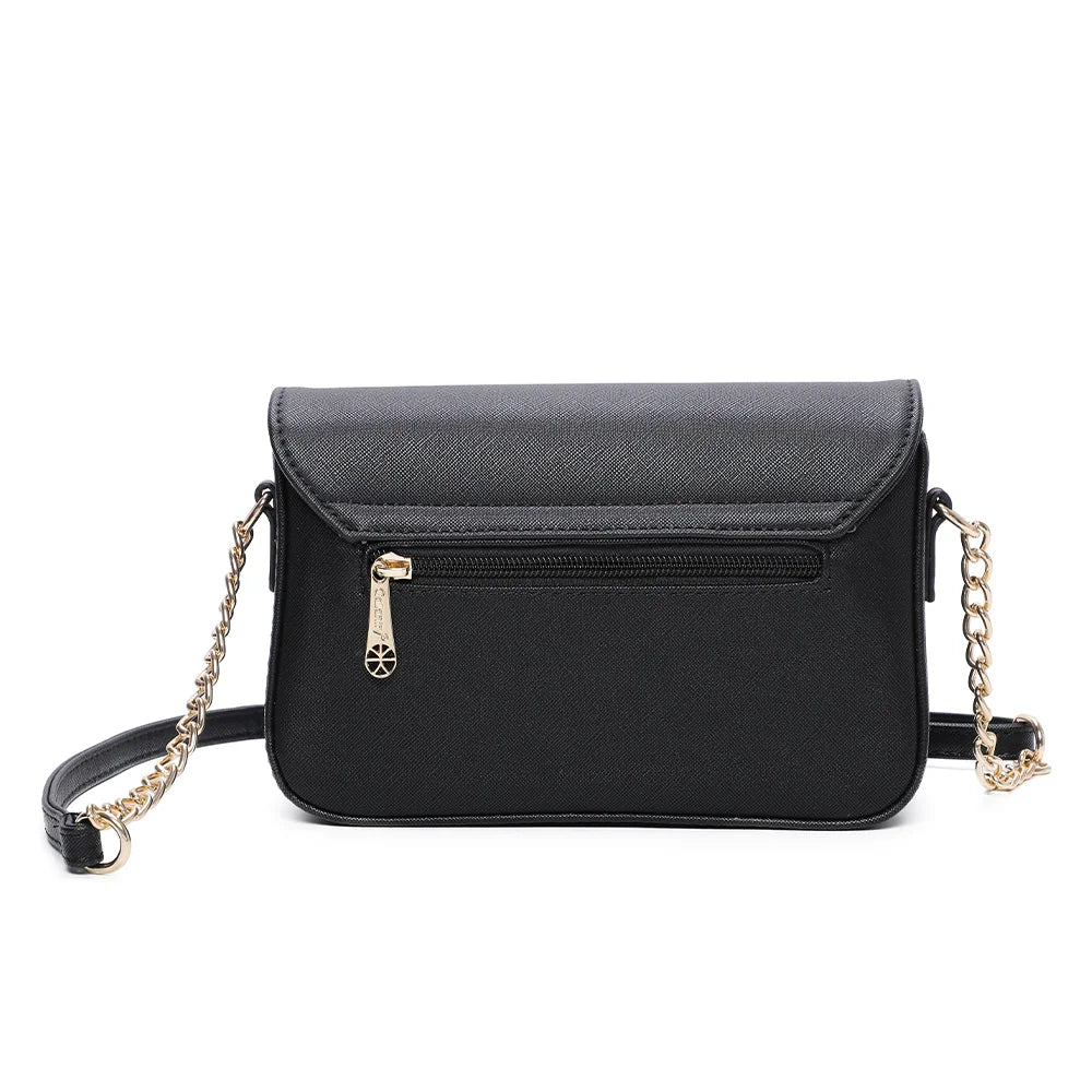 Dos de Lisa noir, surface synthétique à la texture saffiano et lanière de bandoulière – réf. C-7097