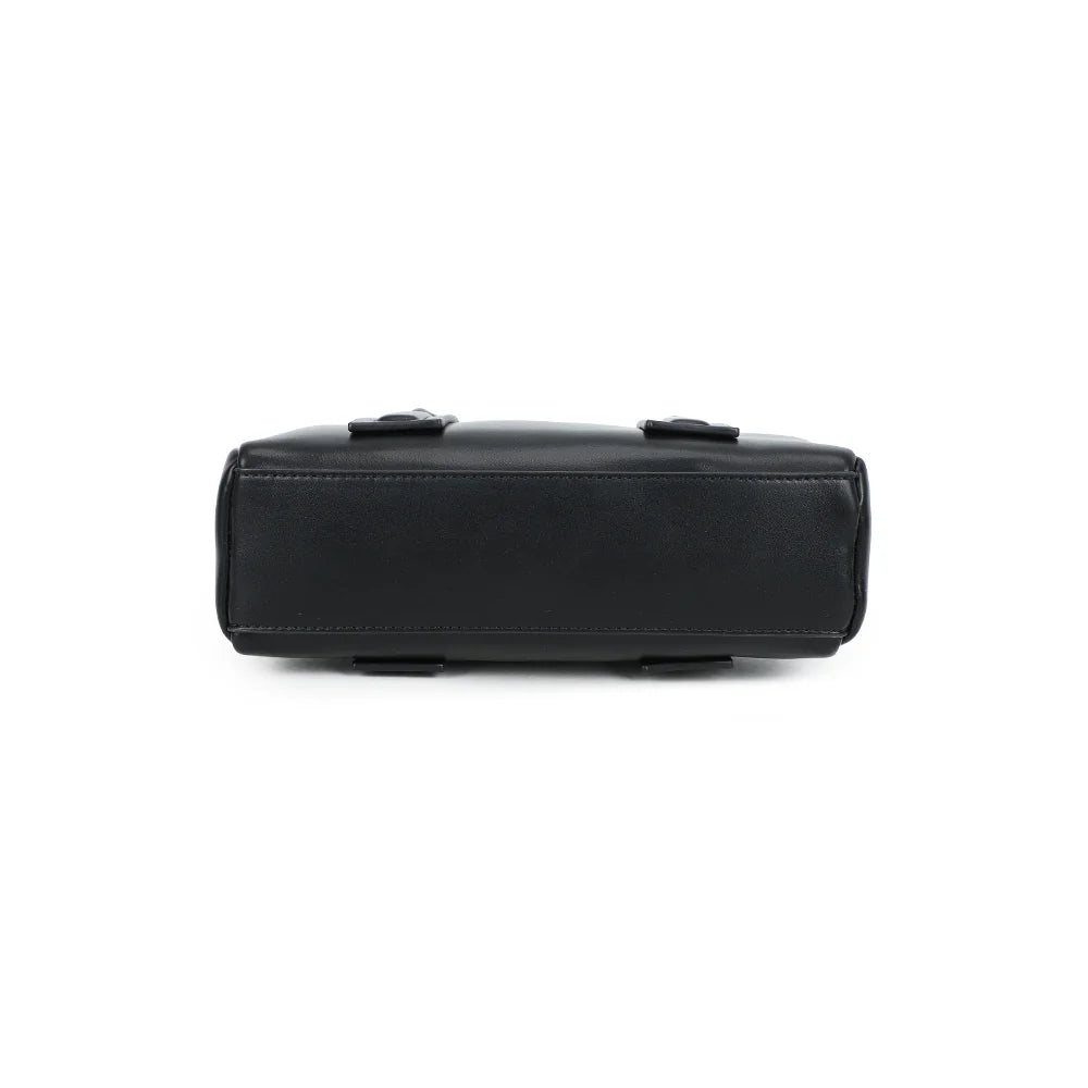 Dessous du sac Lya noir, base de 23,5 × 8 cm pour une silhouette bowling compacte – réf. KJ-62067