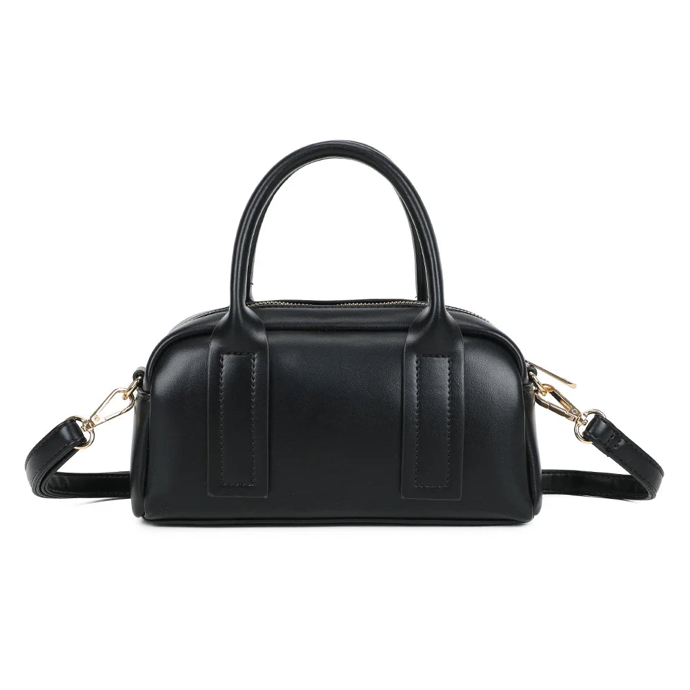 Dos du sac Lya noir : surface synthétique lisse, pattes d’anses surpiquées et silhouette compacte – réf. KJ-62067
