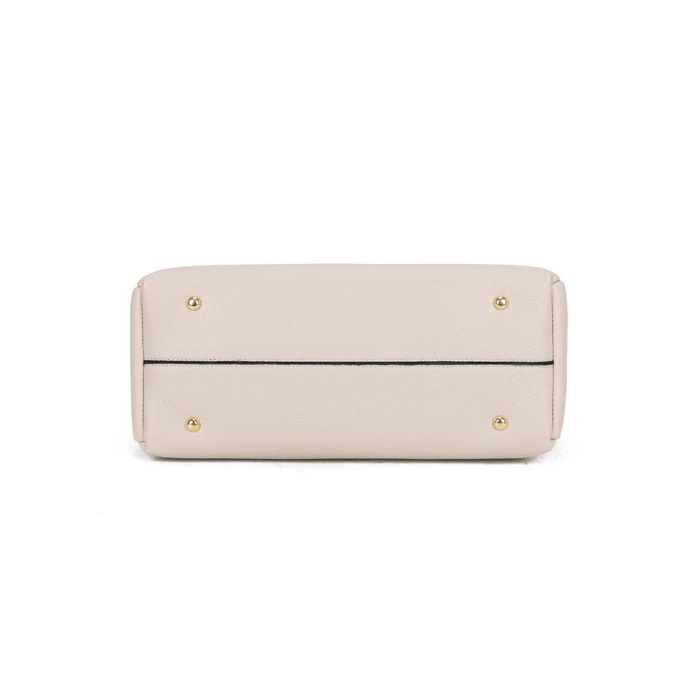 Dessous du Madison Chic beige/coffee : base renforcée posée sur des pieds métalliques – réf. M-9458