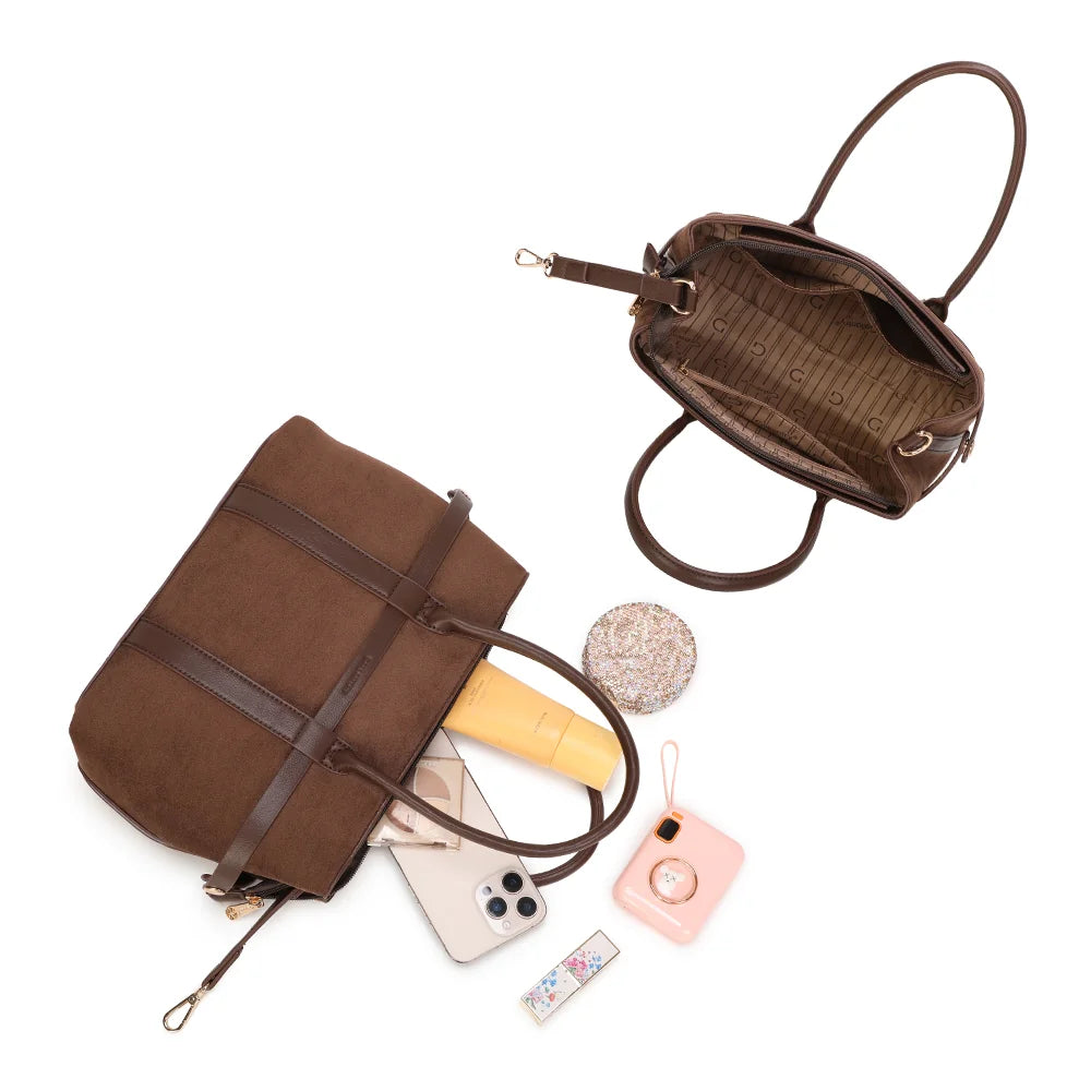 Intérieur du Maëva café : zip supérieur, doublure synthétique et poches pour vos essentiels – réf. R-2019