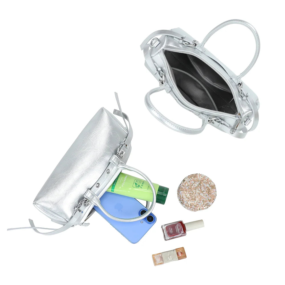 Intérieur zippé du sac Maïa argent : compartiment central et poches pour l’essentiel – réf. KJ-62062