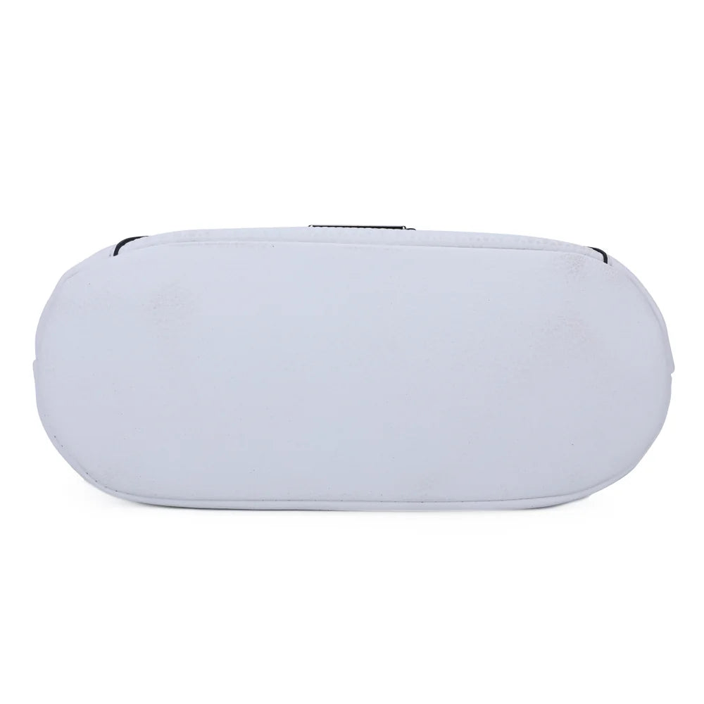 Dessous du sac Marceau blanc, silhouette arrondie en simili cuir grainé vegan – réf. M-9263-5