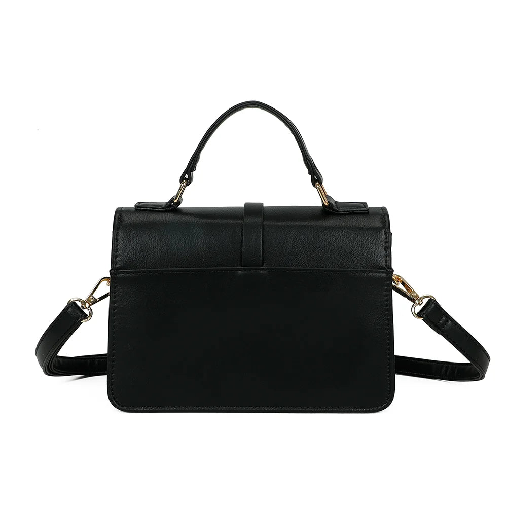 Dos du sac Marina noir, une ligne nette et une structure semi-rigide qui garde bien sa forme – réf. C-0160-1