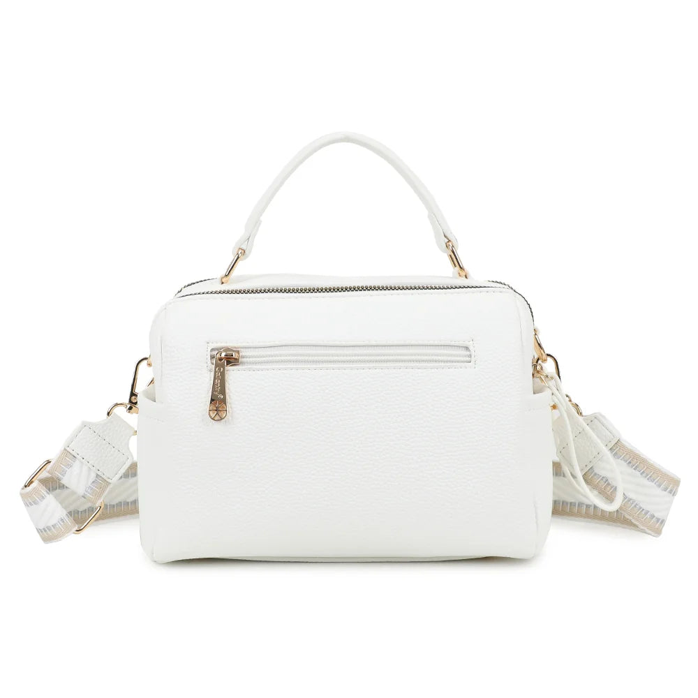 Dos du Mini Boston Élégance blanc, simili cuir grainé uni et attaches dorées de la poignée – réf. KJ-62060