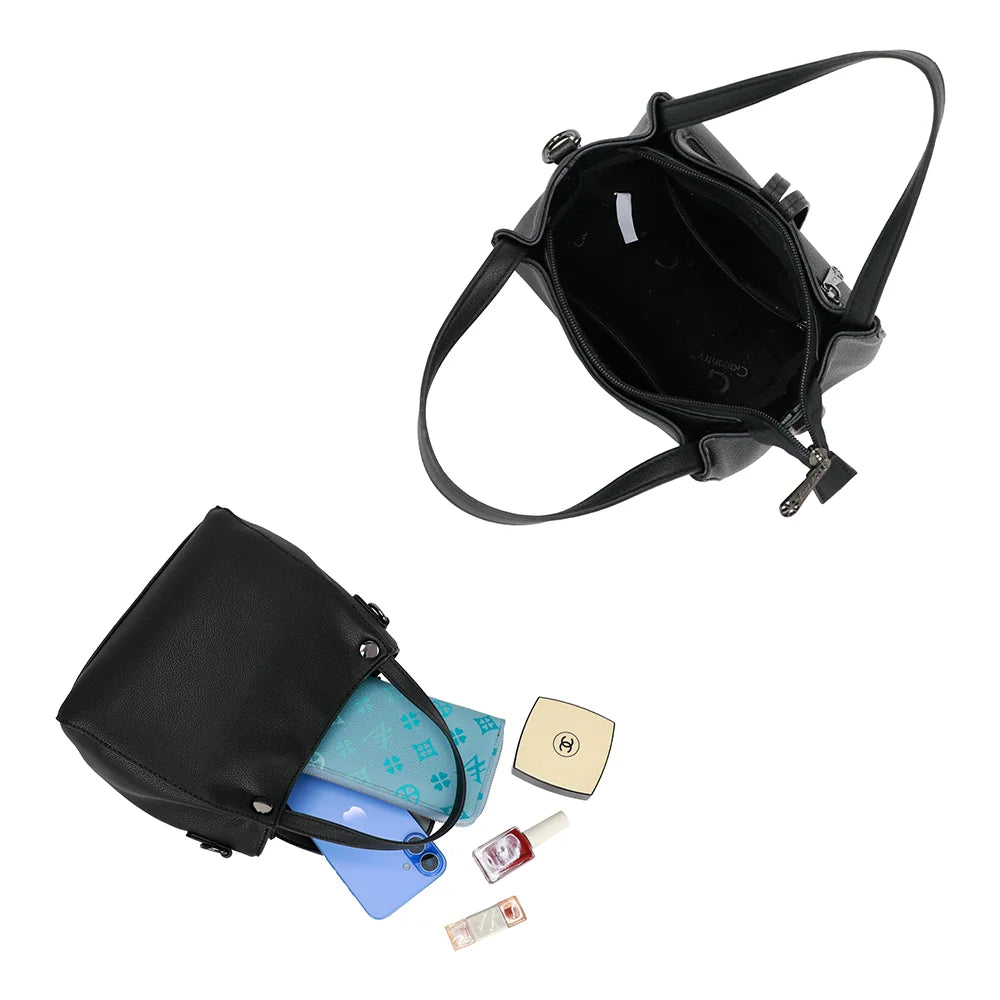 Intérieur du Mini Léna noir : compartiment zippé qui accueille portefeuille, smartphone et poudrier – réf. R-1692-2