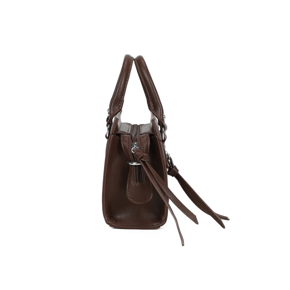Profil du Minimal Chic café : 8 cm de profondeur et anneau métallique pour la sangle – réf. KJ-62058