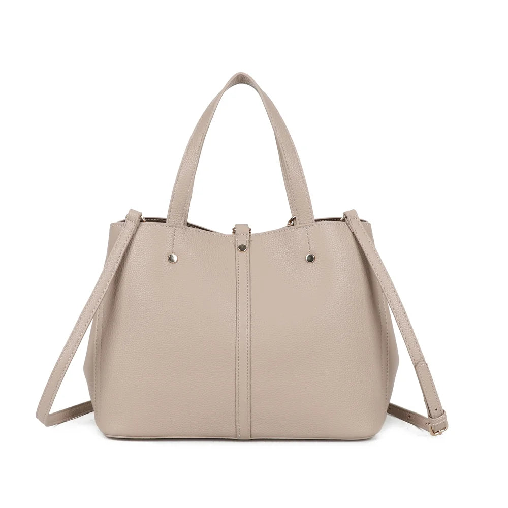 Dos du Mirage taupe : surface en simili cuir grainé et deux anses portées main assorties – réf. DG-5814