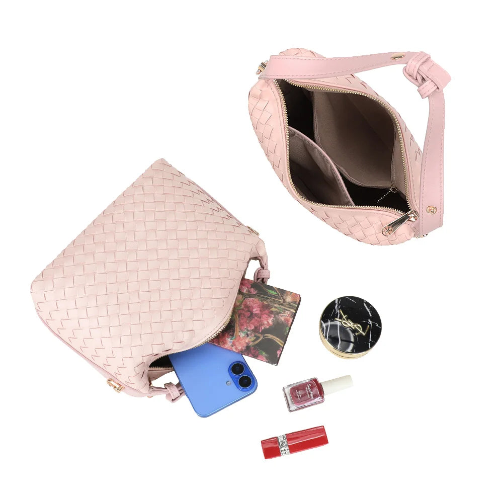 Intérieur du Mirena rose : ouverture zippée dorée, place pour téléphone, portefeuille et maquillage – réf. DG-5811