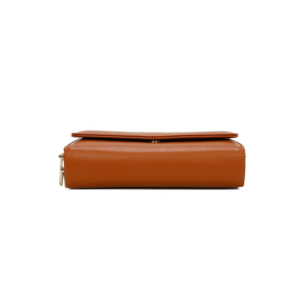 Dessous de la pochette Naélys marron, format plat et compact de 19,5 cm de large – réf. SF-69025