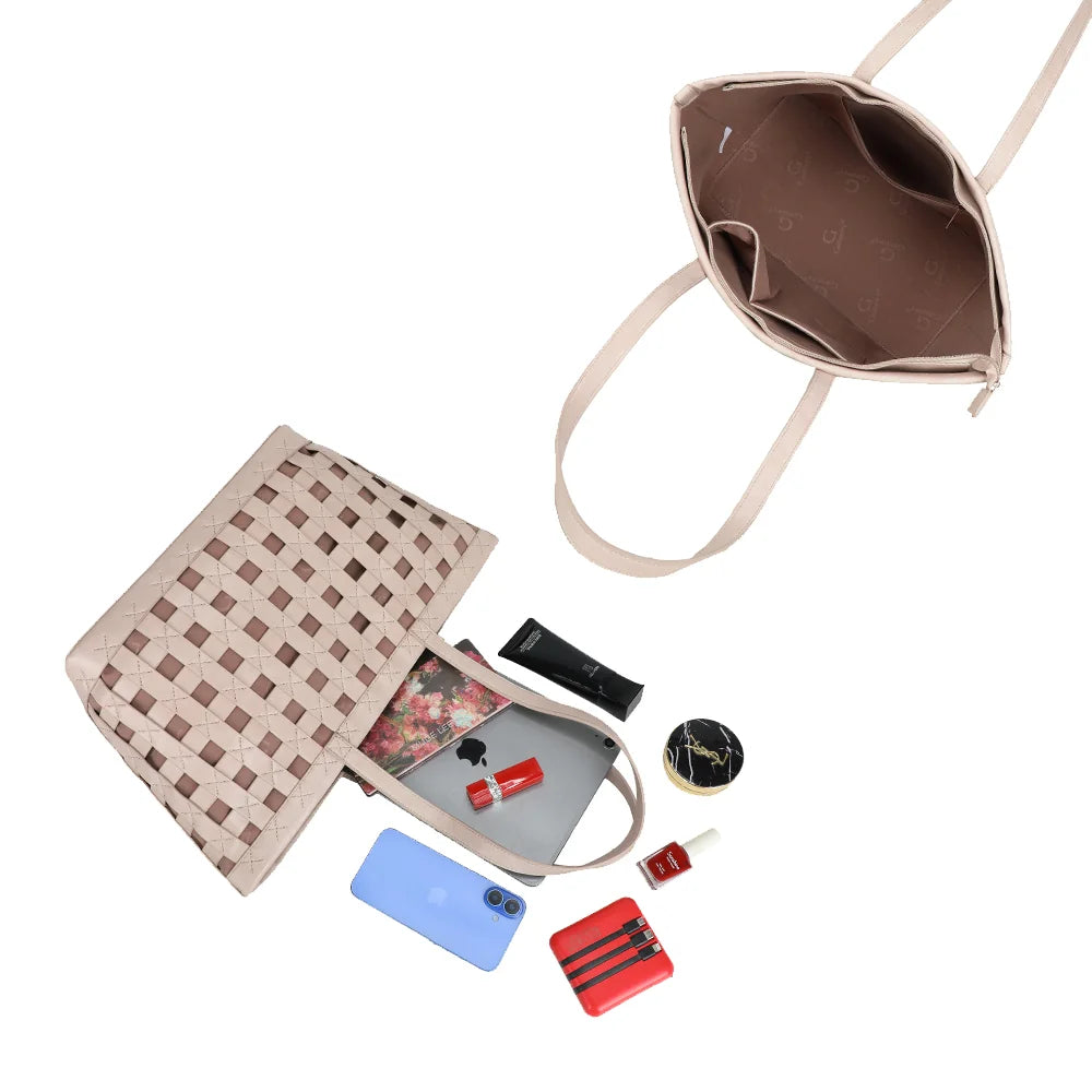 Intérieur du Naeva beige : grand compartiment zippé, poche intérieure et doublure synthétique – réf. A-9164