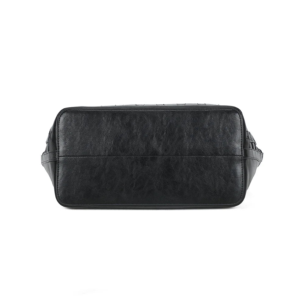 Dessous du Naeva noir, base structurée qui tient le sac bien droit – réf. A-9164