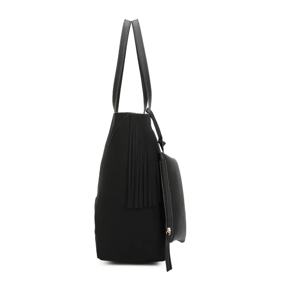 Profil du cabas Nalya noir : 18 cm de profondeur pour un format A4 facile à remplir – réf. M-9452