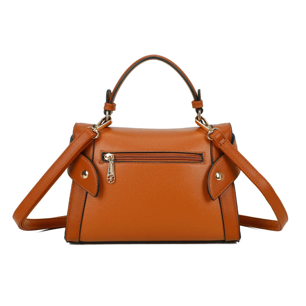 Dos du Naya marron avec sa poche zippée pratique pour garder l’essentiel à portée de main – réf. KJ-62055