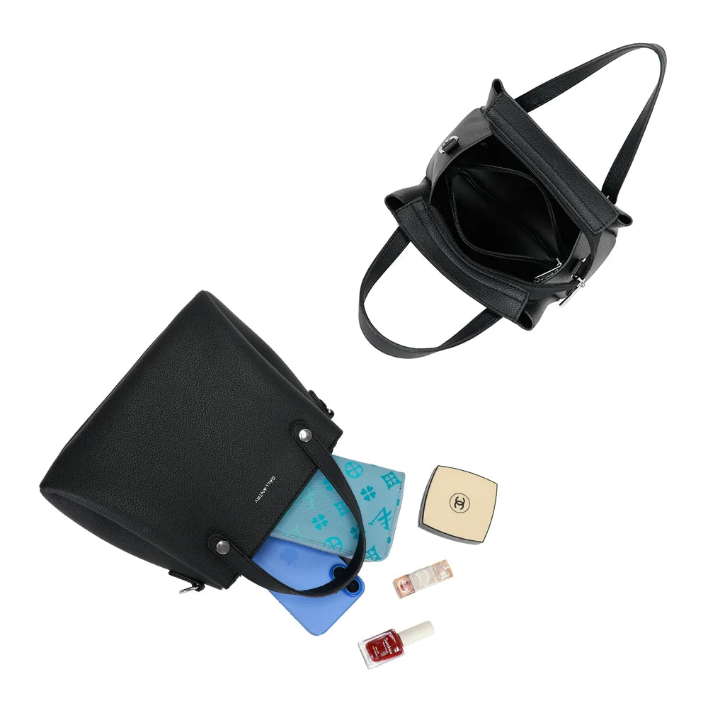 Intérieur du Noa noir : compartiment zippé avec poche zippée intégrée, téléphone et portefeuille – réf. DQ-8700