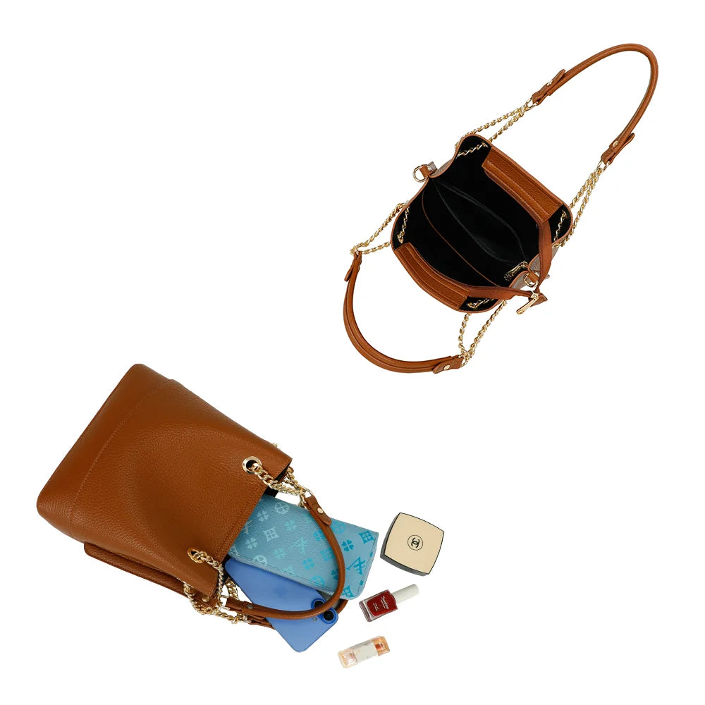 Intérieur du Noble Line marron : plusieurs compartiments pour ranger smartphone, portefeuille et beauté – réf. DQ-8692-1