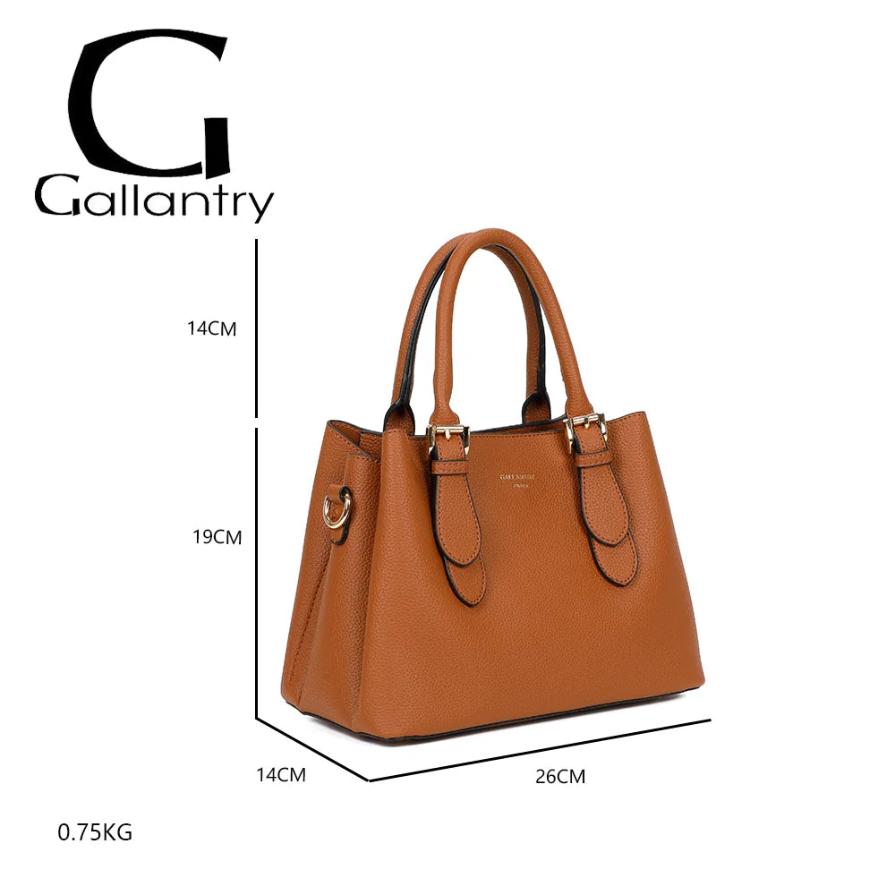 Dimensions du Nola camel : 26 × 14 × 19 cm, hauteur d’anses 14 cm, poids 0,75 kg – réf. R-1948