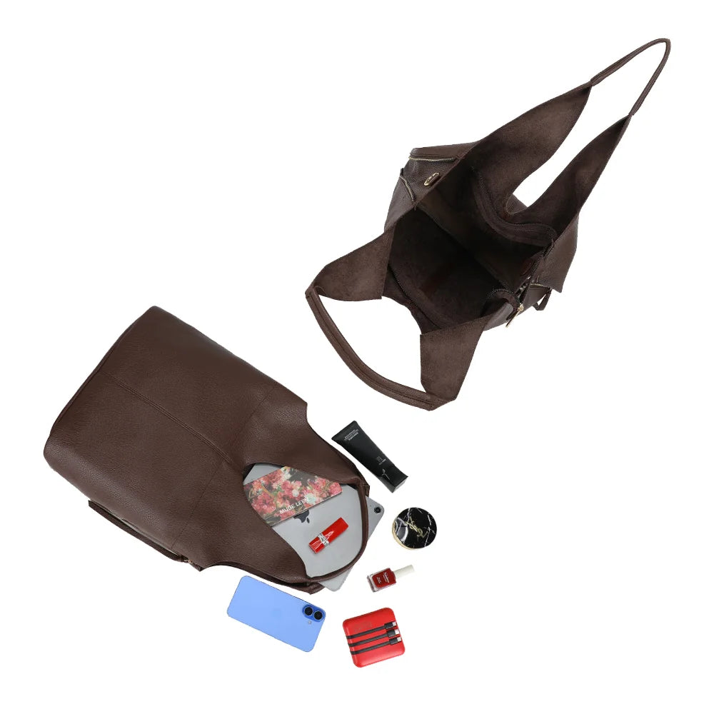 Intérieur du Noxa café : grand compartiment qui accueille tablette, téléphone et trousse – réf. R-2051