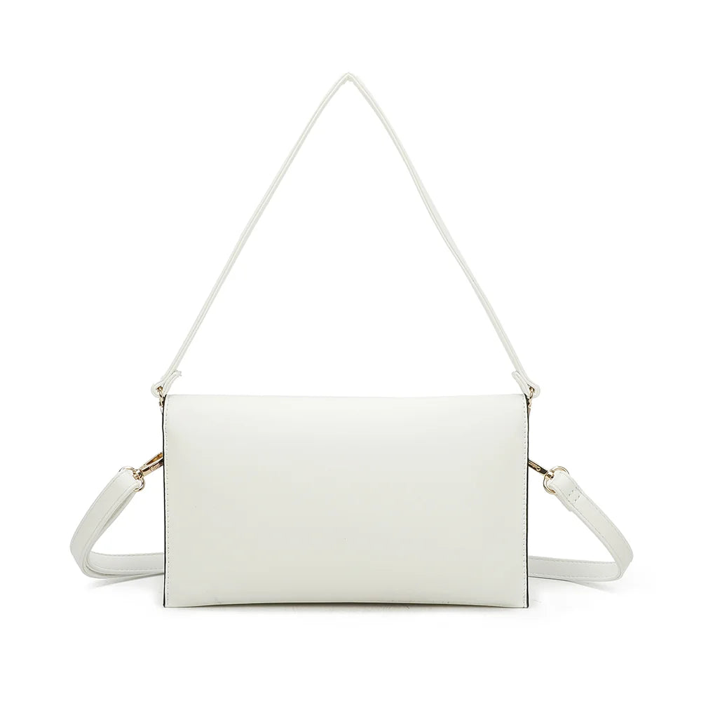 Dos de la pochette Opale blanc, lignes nettes et anse d’épaule fixée par anneaux dorés – réf. R-1699