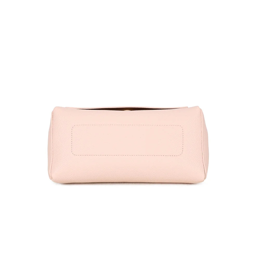 Dessous de l’Orlina rose : base du sac compact en simili cuir grainé à la surface régulière – réf. R-2048