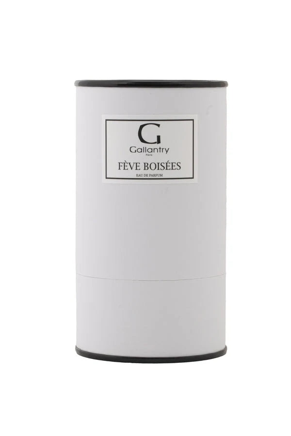 Eau de parfum Fèves Boisées Gallantry Paris : flacon 50 ml à bouchon noir posé devant sa boîte