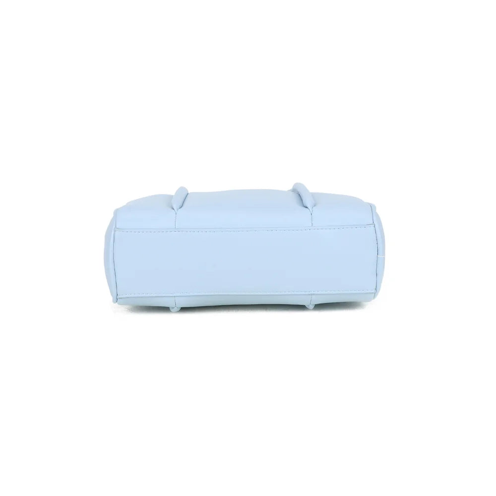 Dessous du Pauline bleu clair : la base d’un format compact de 23 cm de long sur 6 cm de profondeur – réf. KJ-62090