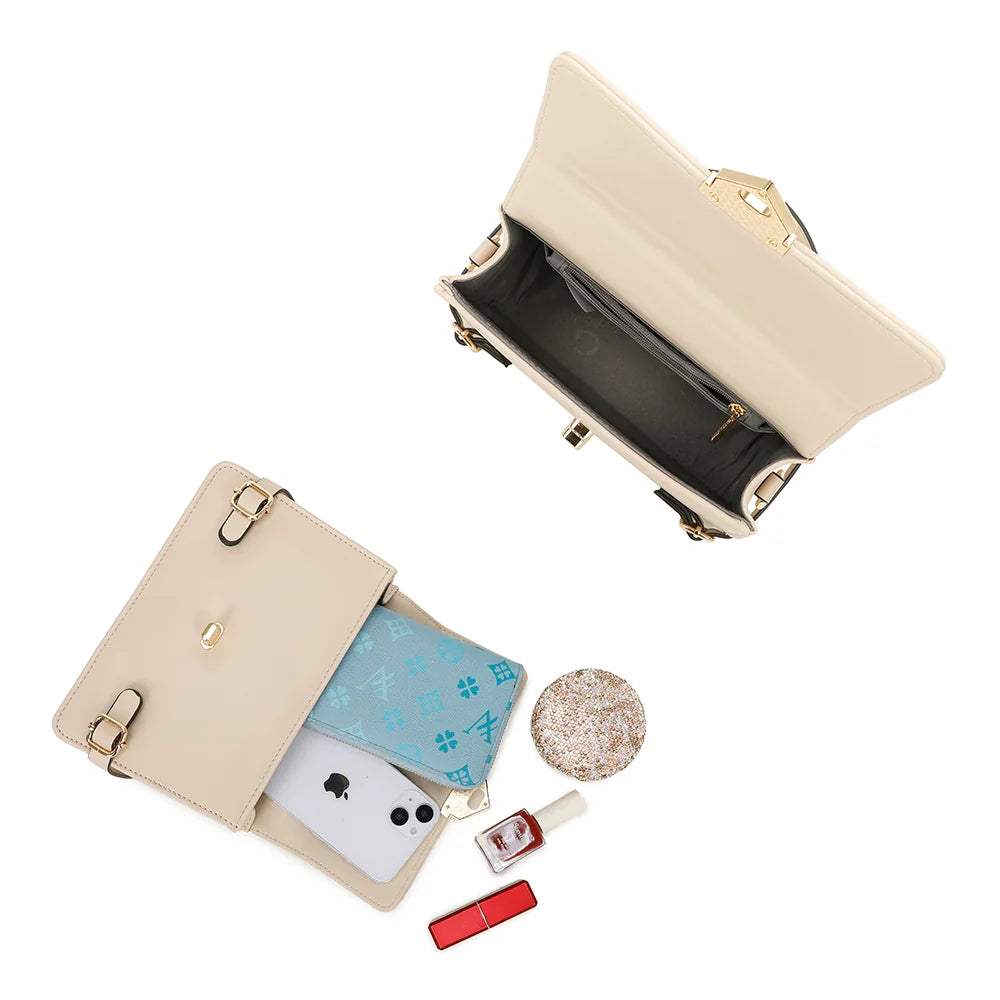 Intérieur du Petit Chic beige : compartiment principal avec poche, pour téléphone, portefeuille et rouge à lèvres – réf. C-0176-2