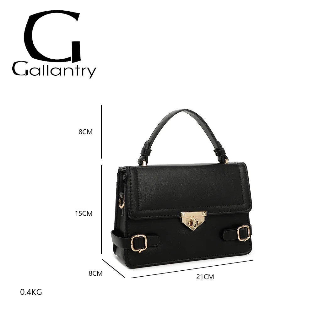 Dimensions du Petit Chic noir : 21 × 8 × 15 cm, poignée de 8 cm de hauteur, pour 0,4 kg seulement – réf. C-0176-2