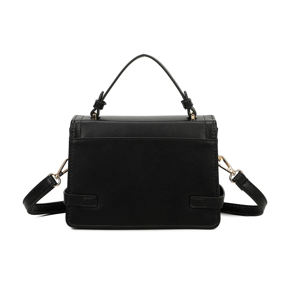 Dos du Petit Chic noir, ligne rectangulaire nette et surpiqûres apparentes en finition – réf. C-0176-2