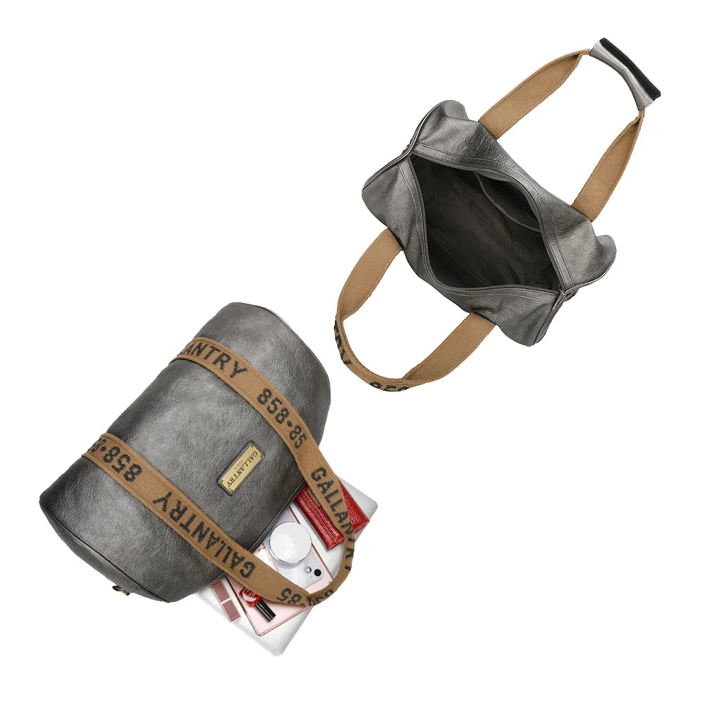 Polochon gris argenté ouvert : grand compartiment zippé pour les affaires du week-end ou du sport – réf. Z-83049