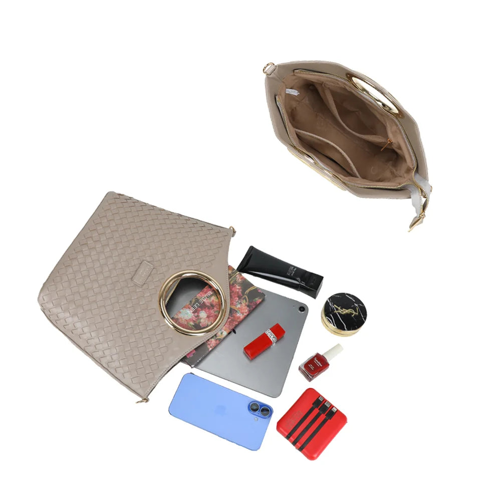 Intérieur du Portofino taupe : fermeture zippée et poches plaquées pour les essentiels – réf. DG-5821