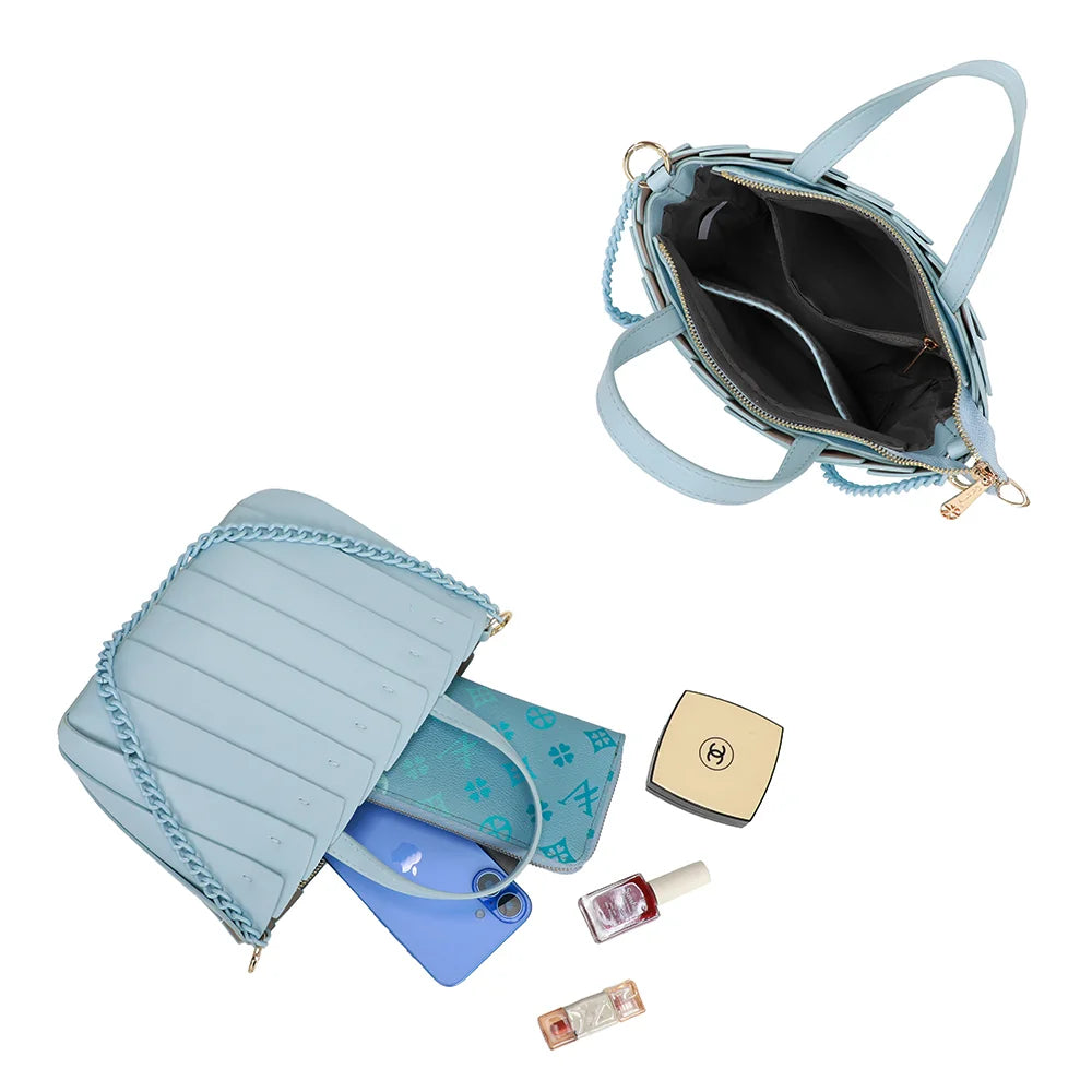 Intérieur zippé du Rayon d’Élégance bleu clair avec poches plaquées pour téléphone et cosmétiques – réf. A-9110