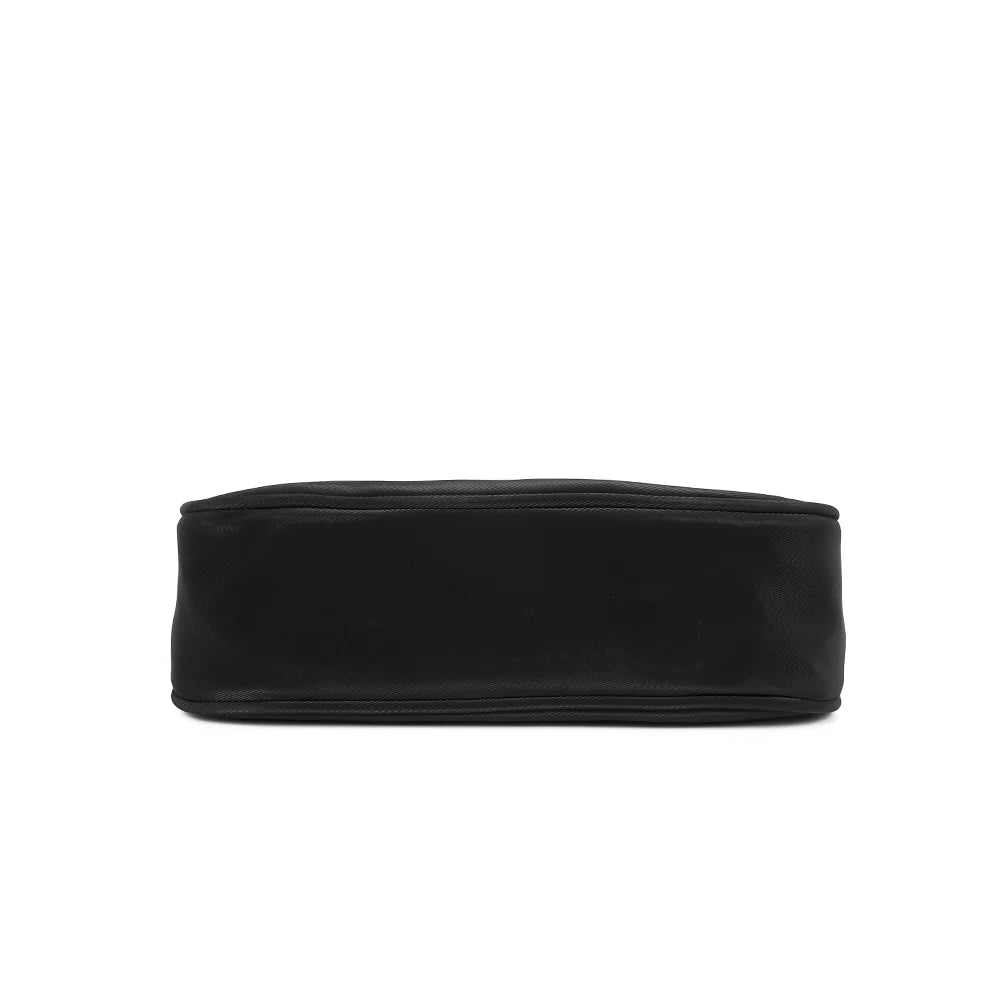 Dessous du sac Redy noir, base arrondie aux coutures nettes – réf. R-1956