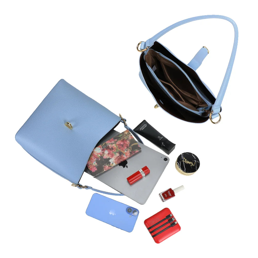 Intérieur du Roséa bleu clair : grand compartiment, poche zippée et poches plates – réf. DQ-23005