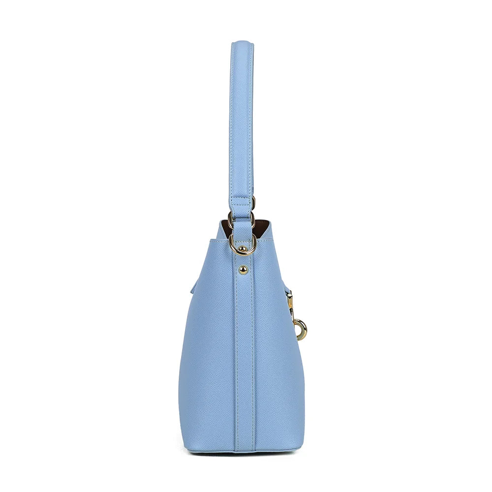 Profil du Roséa bleu clair : 12 cm de profondeur et anneaux dorés pour la bandoulière – réf. DQ-23005