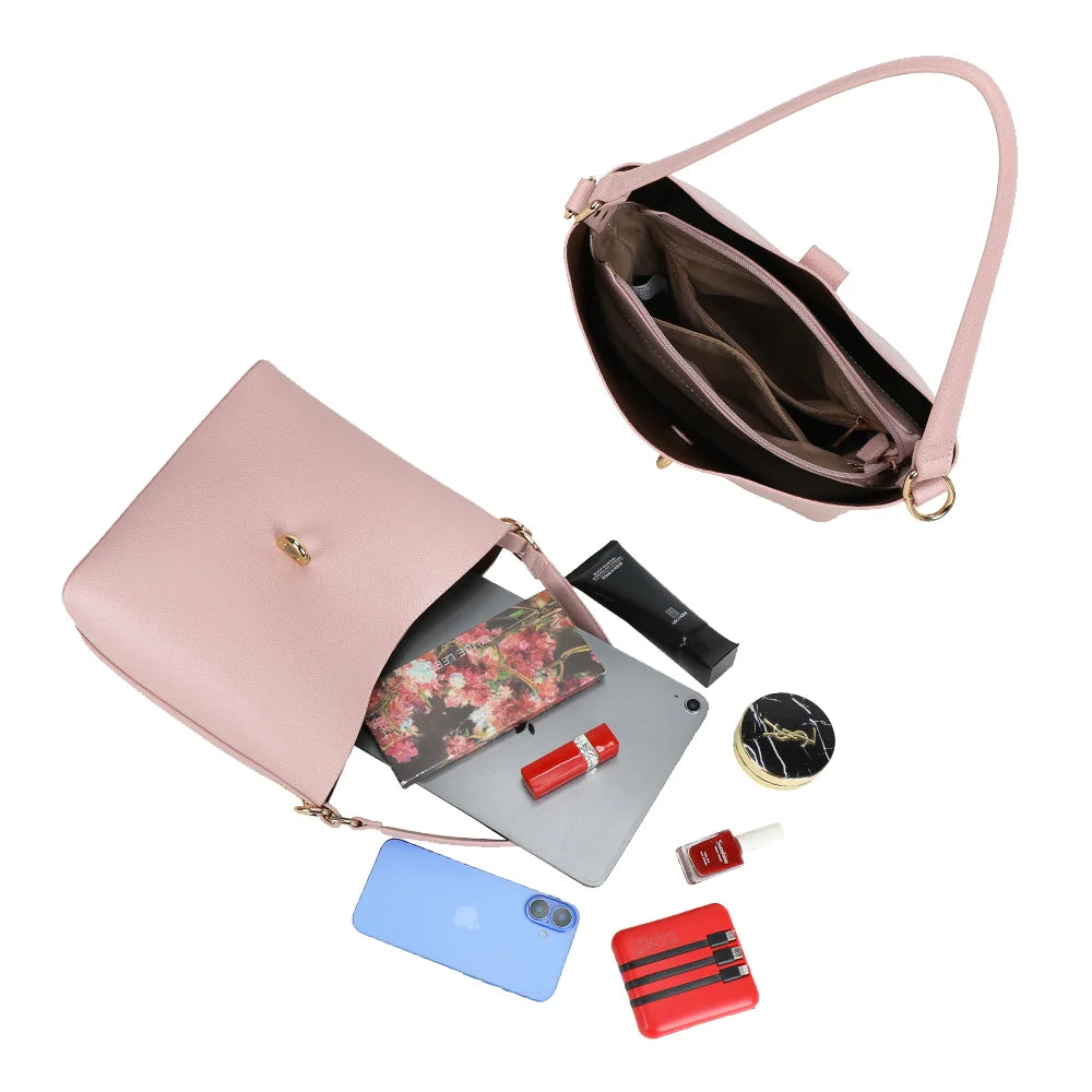 Intérieur du Roséa rose : grand compartiment, poche zippée et poches plates – réf. DQ-23005
