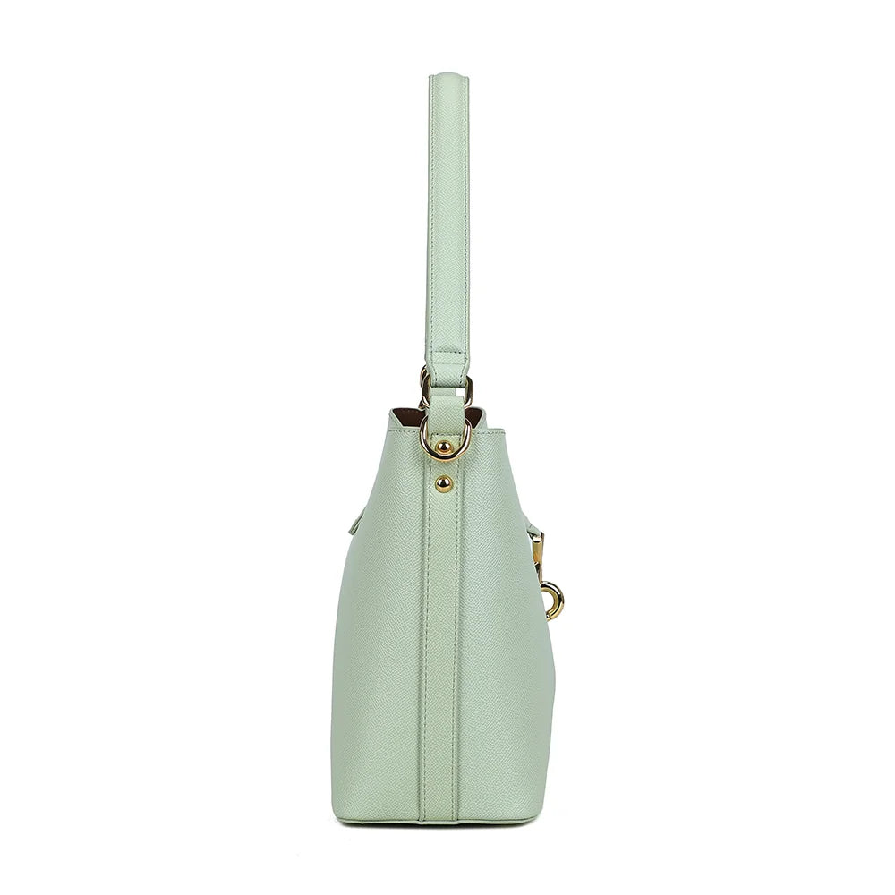 Profil du Roséa vert clair : 12 cm de profondeur et anneaux dorés pour la bandoulière – réf. DQ-23005