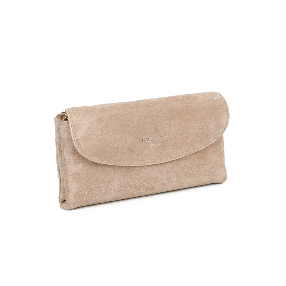 Rosina taupe vu de trois quarts : un format compact de 3 cm d’épaisseur qui se glisse dans tous les sacs – réf. SF-69055-1