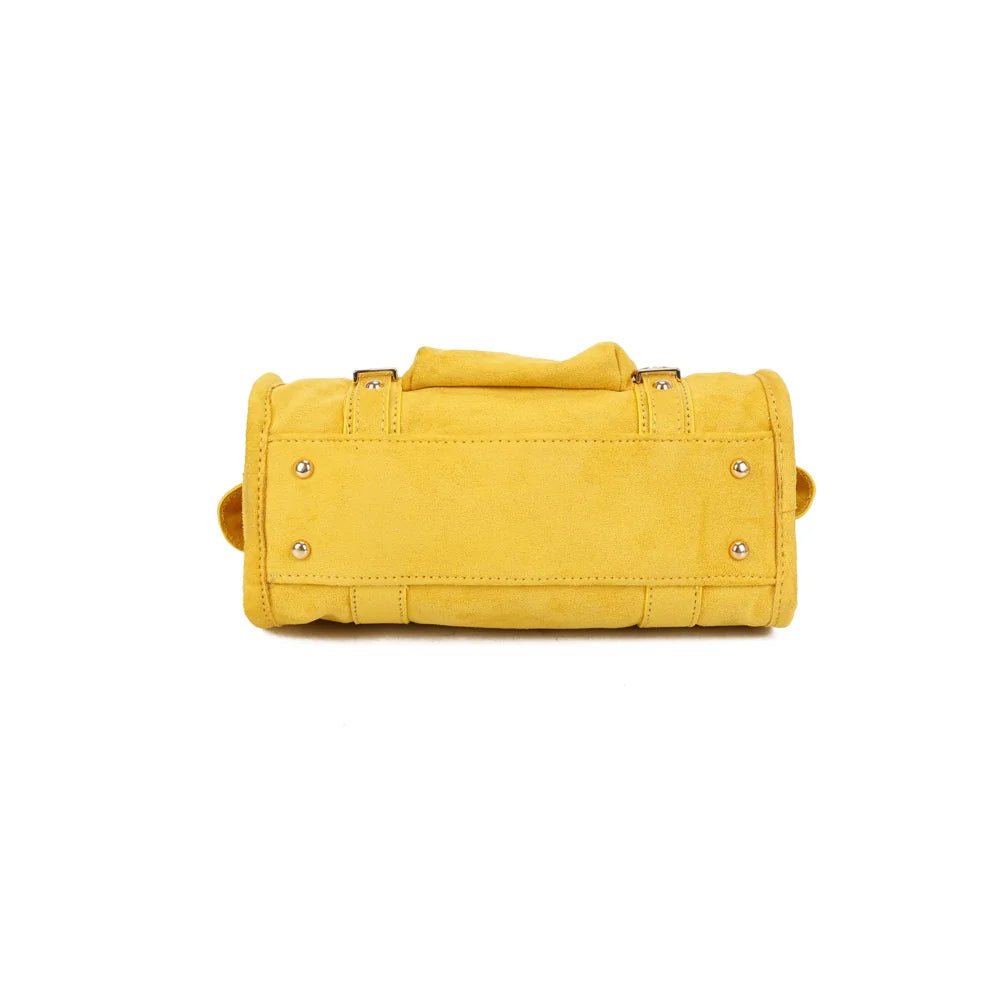 Dessous du Skyla en suédine jaune, vue de la base de ce petit sac à main structuré – réf. Z-1979-6A