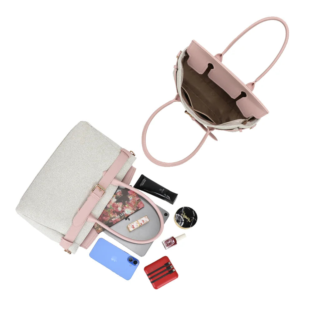 Intérieur du Soft Belt rose : grand compartiment et poches pour téléphone et petits accessoires – réf. R-2037