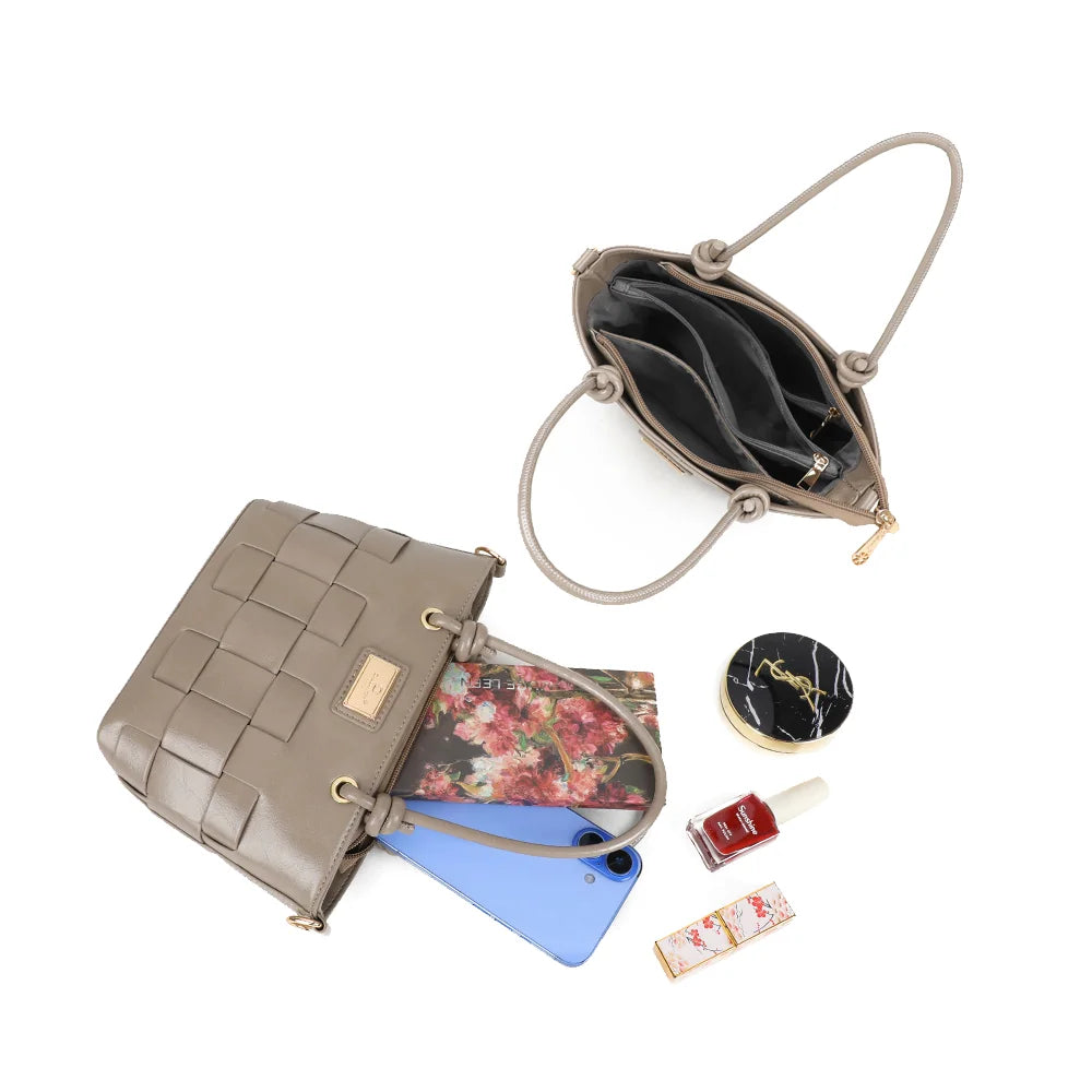 Intérieur du Sonia taupe foncé : doublure synthétique et poches intérieures, dont une zippée – réf. DG-5806