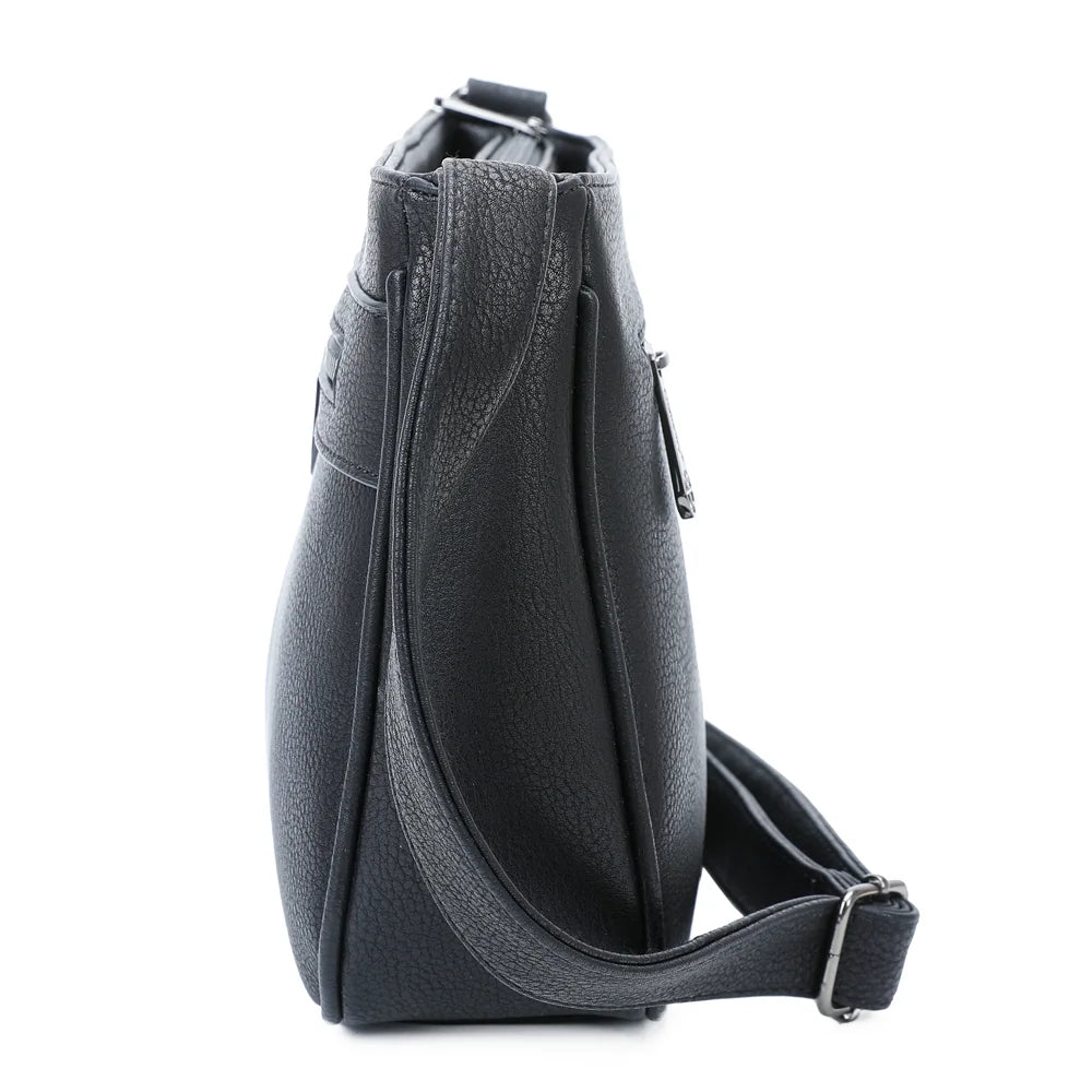 Profil du Sora Urban noir : un format fin de 8 cm de profondeur, facile à porter au quotidien – réf. Z-83016