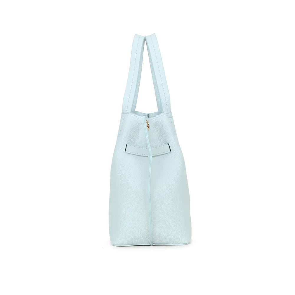 Profil du Talyne bleu clair : 14 cm de profondeur et œillet doré pour accrocher la bandoulière amovible – réf. KJ-62094