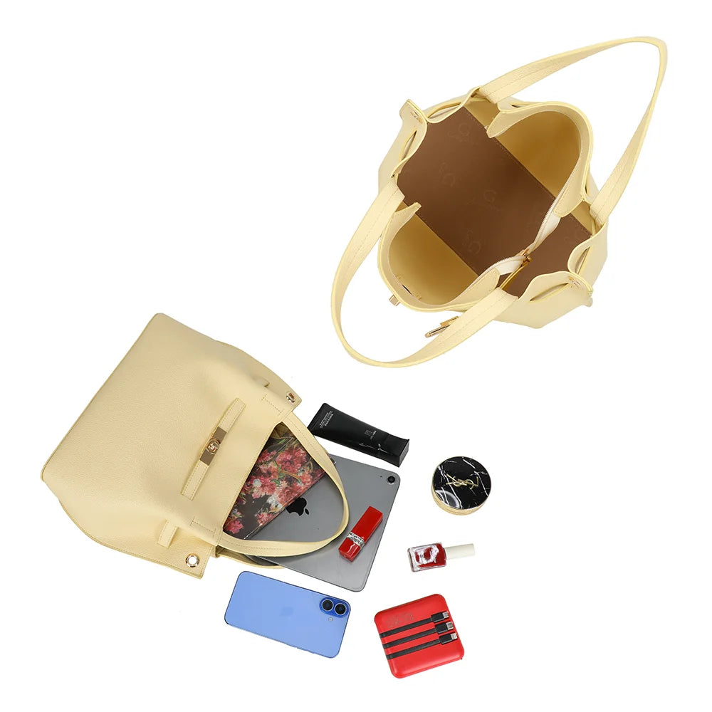 Intérieur du Talyne jaune : doublure logo Gallantry, place pour mini tablette, smartphone et maquillage – réf. KJ-62094