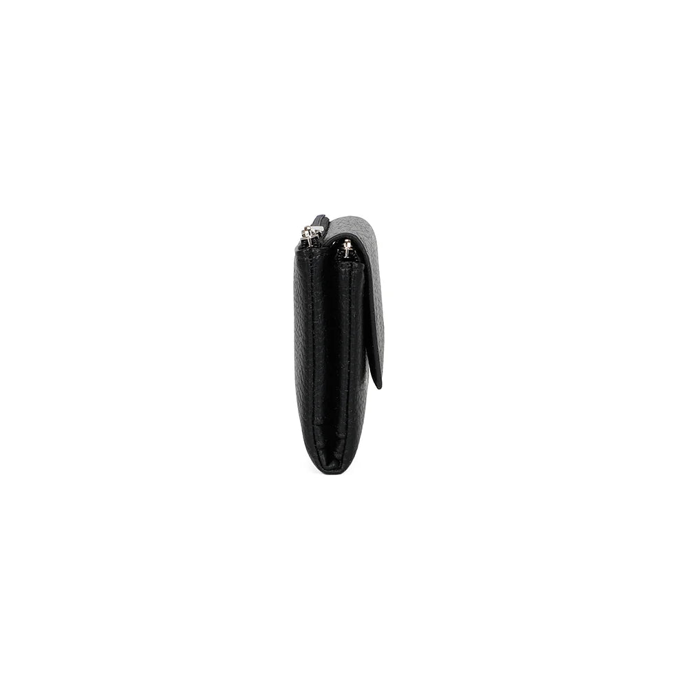 Profil du portefeuille Tilda noir : 2,5 cm d’épaisseur, facile à glisser dans un sac – réf. FD-81006