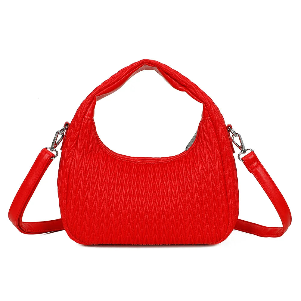 Dos du sac Tressia rouge, motif chevron tressé en relief sur toute la surface – réf. A-9124