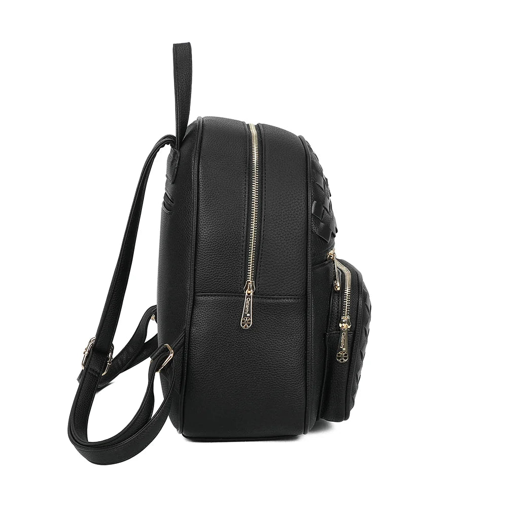 Profil du sac à dos Urban Tressage noir : 13,5 cm de profondeur et zip principal doré sur le côté – réf. DG-5813